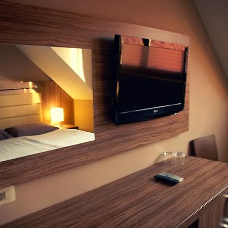 Opara Hotell Trebnje